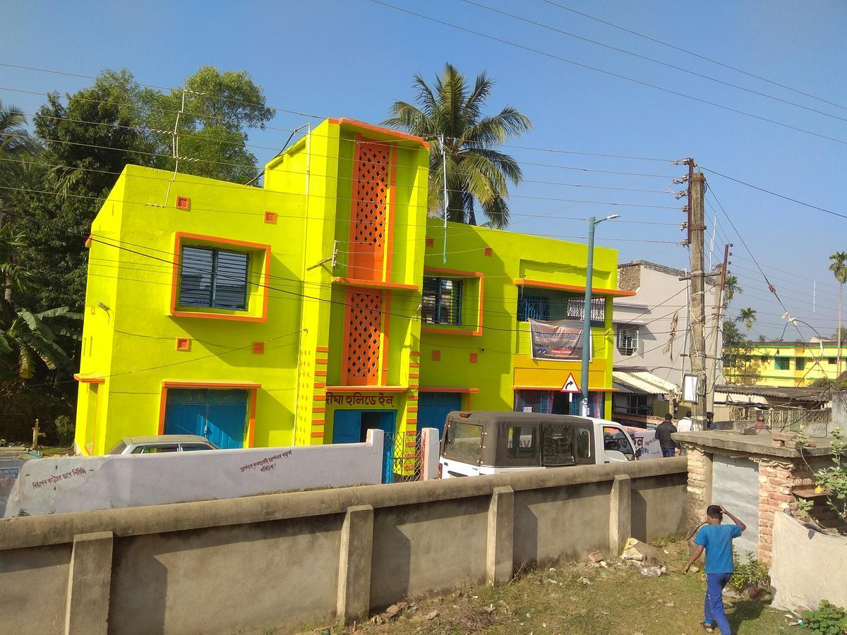 Digha Holiday Inn Экстерьер фото